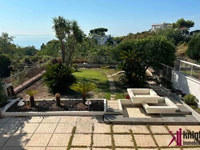 Casa con 6 locali in vendita in Discesa Gaiola, Napoli