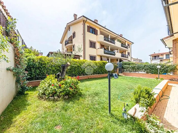 Casa quadrilocale in vendita in Via del Fosso dellOsa, Roma