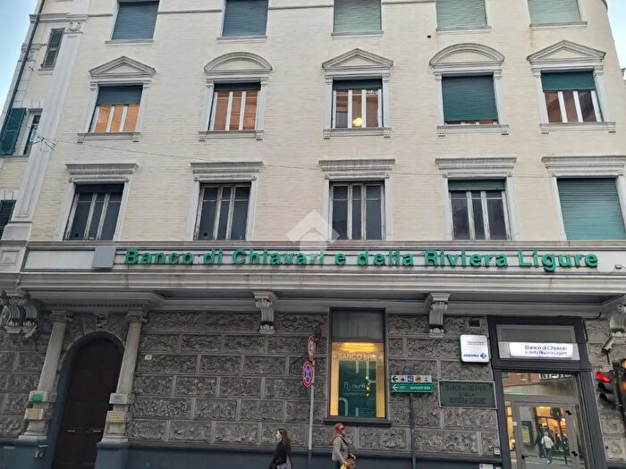 Appartamento quadrilocale in vendita in Via della Libertà, Rapallo