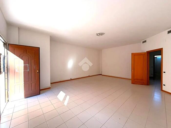 Appartamento quadrilocale in vendita in Via XX Settembre, Oristano