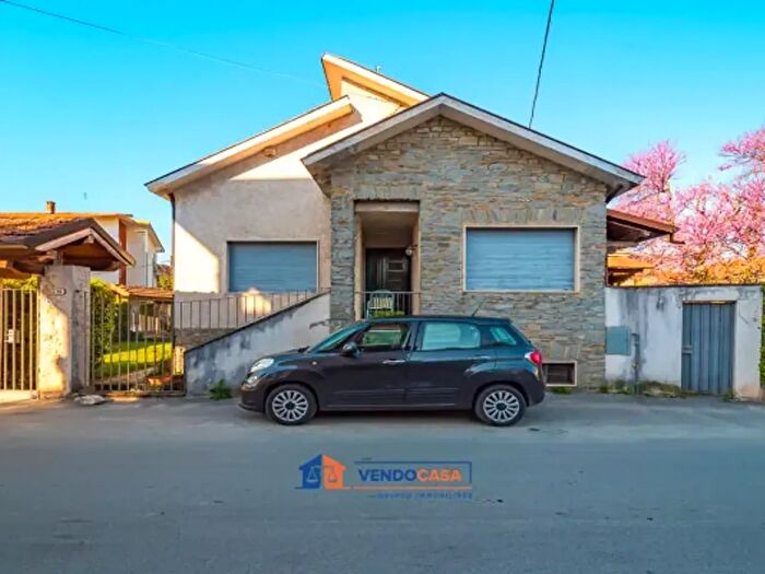Casa con 6 locali in vendita in Via Senatore Imberti, Racconigi