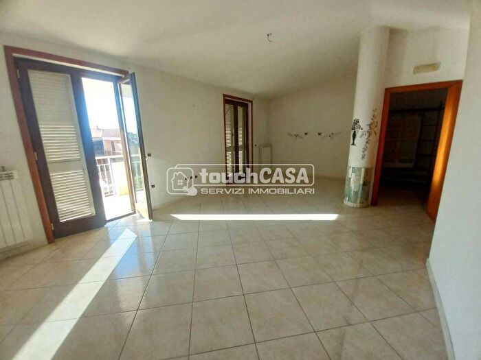 Casa con 5 locali in affitto in Via Capri, San Marcellino
