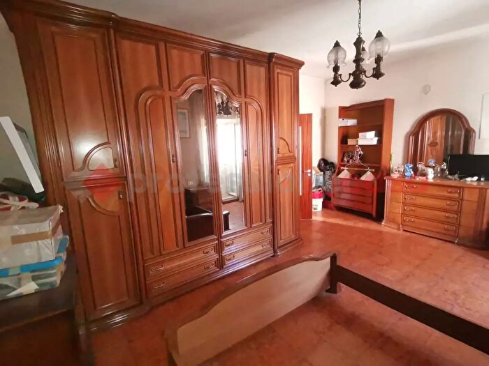 Casa quadrilocale in vendita in Via Monterosa Snc, Figino Serenza