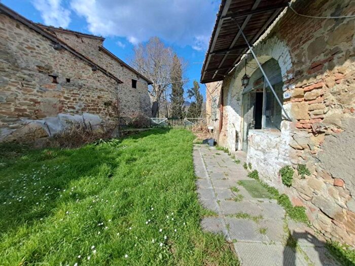 Appartamento con 5 locali in affitto in Via di Casole, Casole, Vicchio