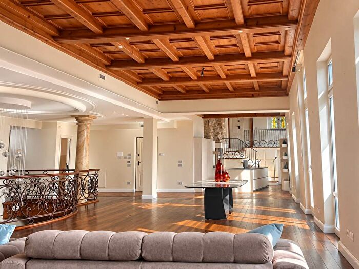 Casa con 5 locali in affitto in Fontana Castagneta, Bergamo