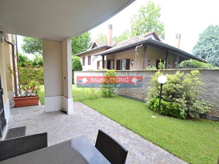 Appartamento bilocale in affitto in Via Carlo Cattaneo, Flora, Legnano