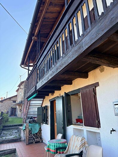 Casa quadrilocale in vendita in Vittorio Veneto