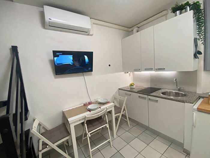 Appartamento bilocale in affitto in Via Giovanni Bellezza, Bocconi, Milano