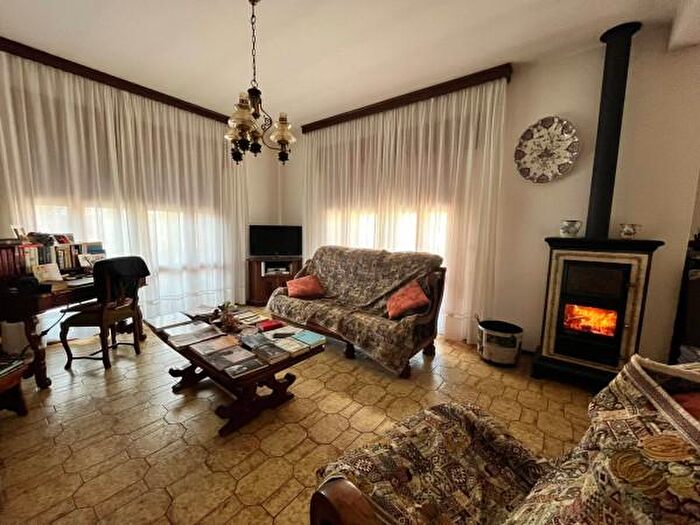 Appartamento con 6 locali in vendita in Piazza Martiri della Libertà, Rosolina