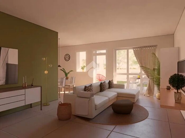 Appartamento quadrilocale in vendita in Via Angelo Morini, Scandiano