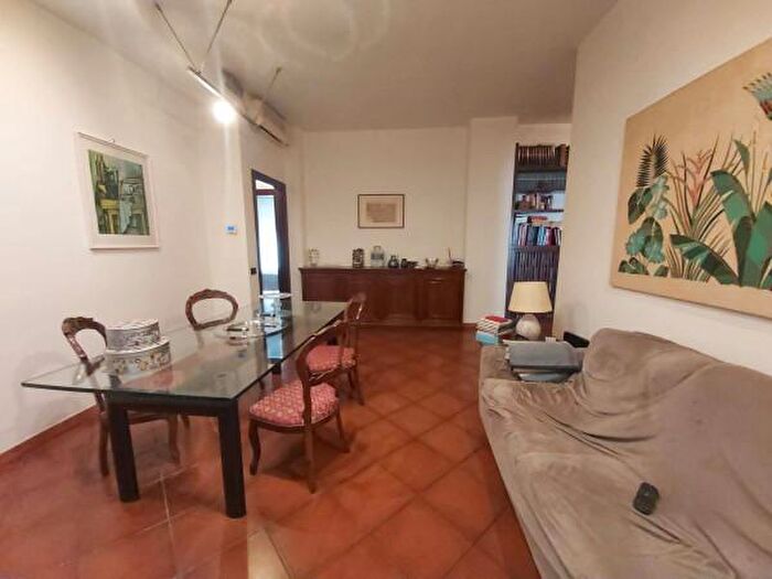 Appartamento trilocale in vendita in Viale Luigi Campofregoso, Terni