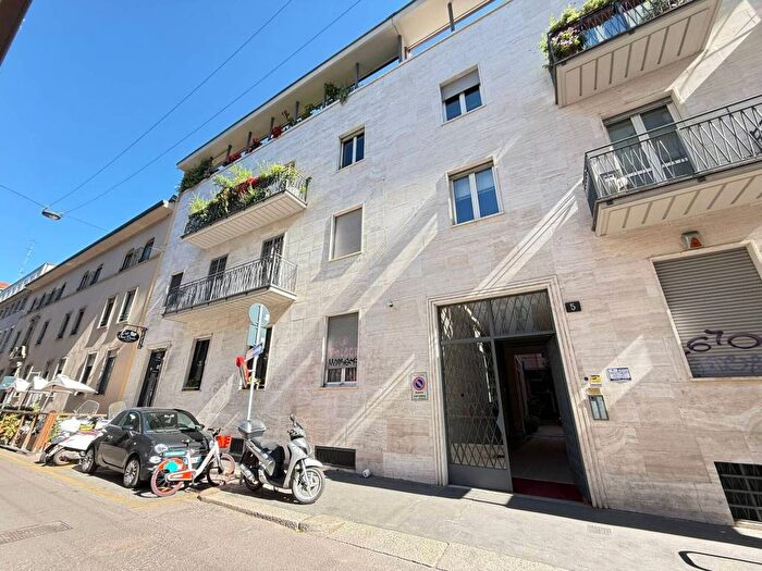 Appartamento bilocale in affitto in Via SantOrsola, Carrobbio, Milano