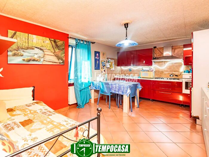 Appartamento trilocale in vendita in Vic Carminati, Brembate