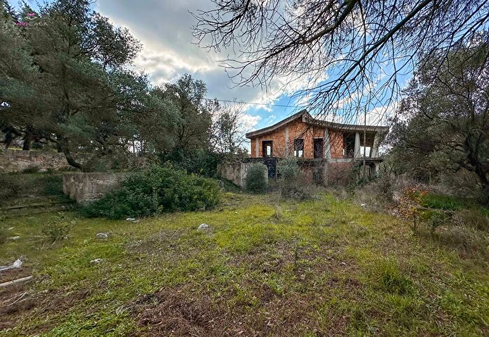 Casa con 5 locali in vendita in Putignano