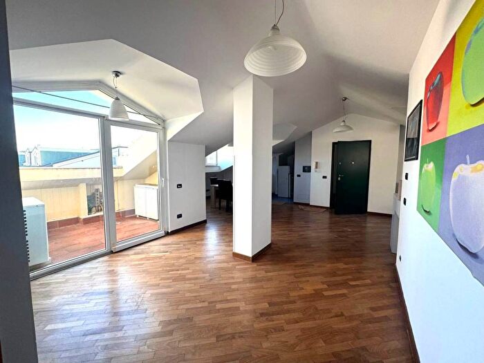 Appartamento trilocale in affitto in Catanzaro Lido, Catanzaro