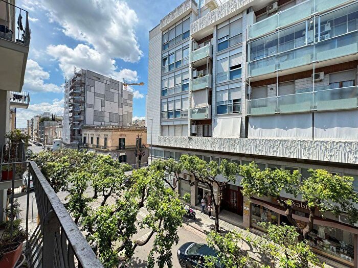 Appartamento trilocale in vendita in Via Arditi Lecce, Lecce