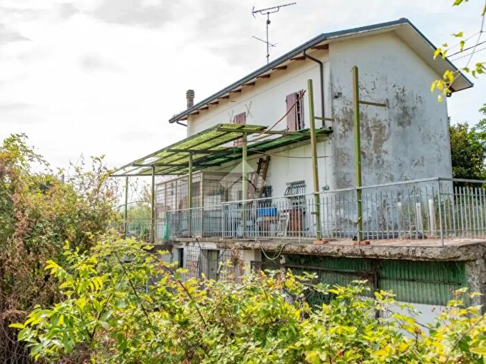 Casa trilocale in vendita in Via Marignano, Rimini