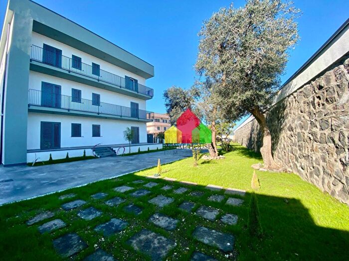 Appartamento trilocale in affitto in Traversa Ponte Riccio, Asi Ponte Riccio, Giugliano in Campania