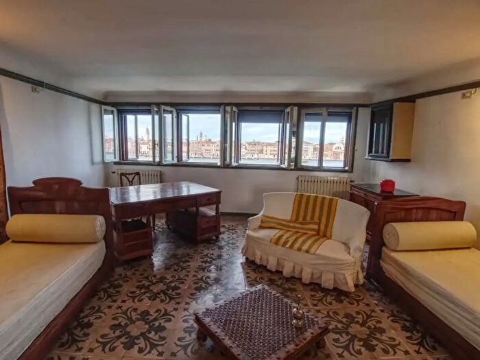 Appartamento monolocale in affitto in Fondamenta San Biagio, Venezia
