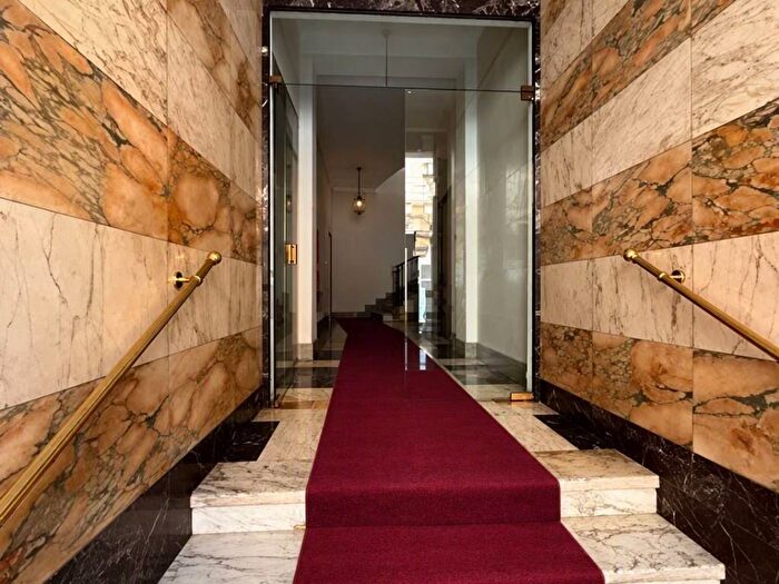 Appartamento bilocale in affitto in Via Vincenzo Foppa, Solari, Milano