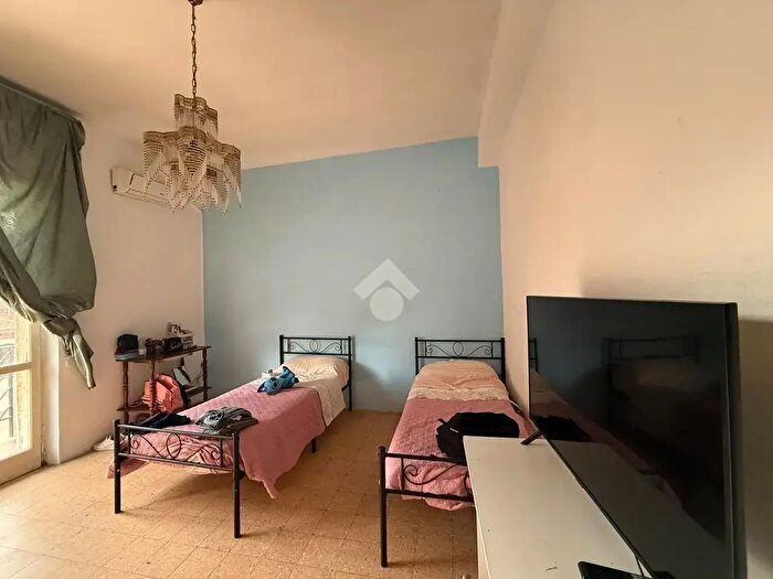 Appartamento bilocale in vendita in Via San Francesco da Paola, Reggio di Calabria
