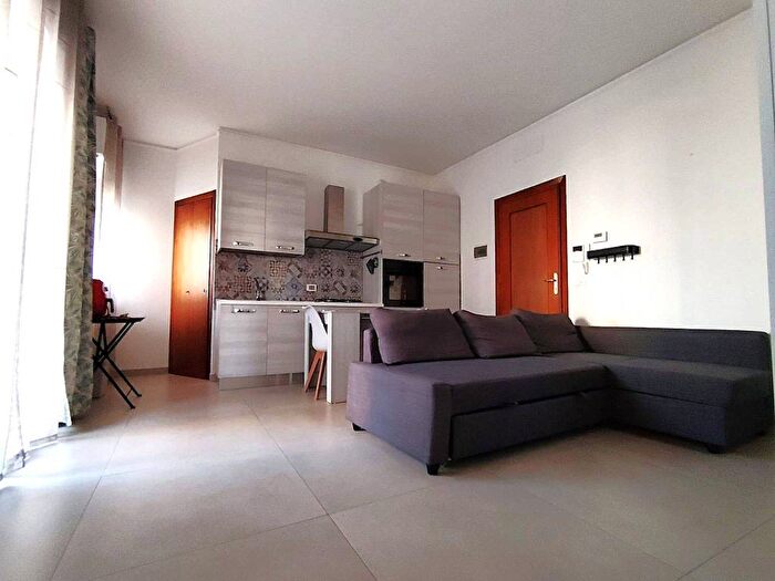 Appartamento bilocale in affitto in Via Maggiore Pietro Toselli, Libertà Villabianca, Palermo