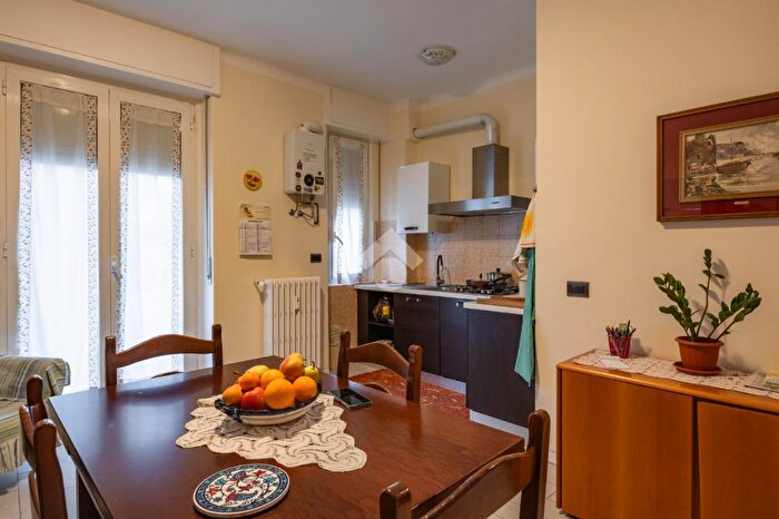 Appartamento trilocale in vendita in Viale Giovanni Suzzani, Milano