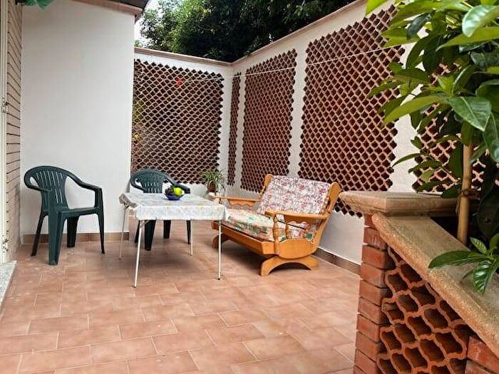 Appartamento trilocale in affitto in Via Lucifero, Copanello, Stalettì