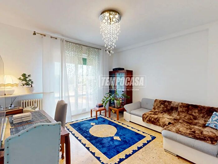 Appartamento bilocale in vendita in Via Palestro, Inveruno