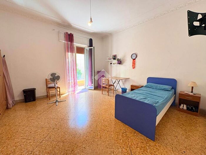 Appartamento con 5 locali in affitto in Via Rocco Jemma, Oreto Perez, Palermo