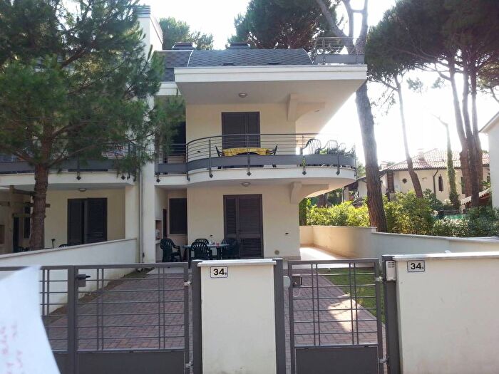 Casa bilocale in affitto in Via Correggio, Lido di Spina, Comacchio