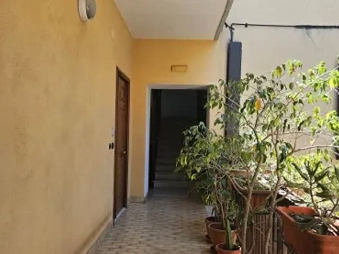 Appartamento bilocale in affitto in Via Giovan Battista Pergolesi, Pozzuoli