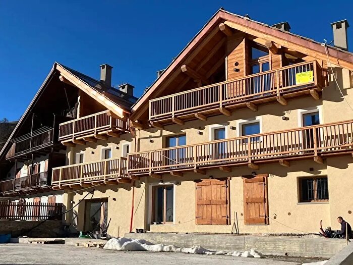 Case in Vendita e in Affitto - 3