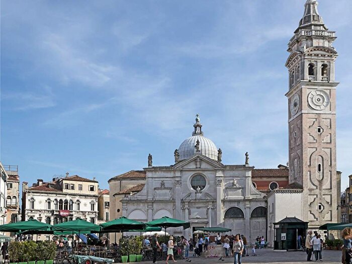 Appartamento trilocale in affitto in Ruga Giuffa, Santi Giovanni e Paolo Santa Maria Formosa, Venezia