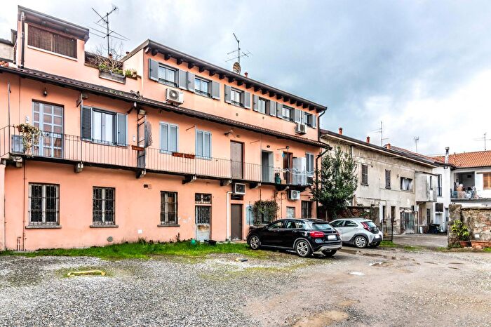 Appartamento trilocale in vendita in Via Solferino, Seveso