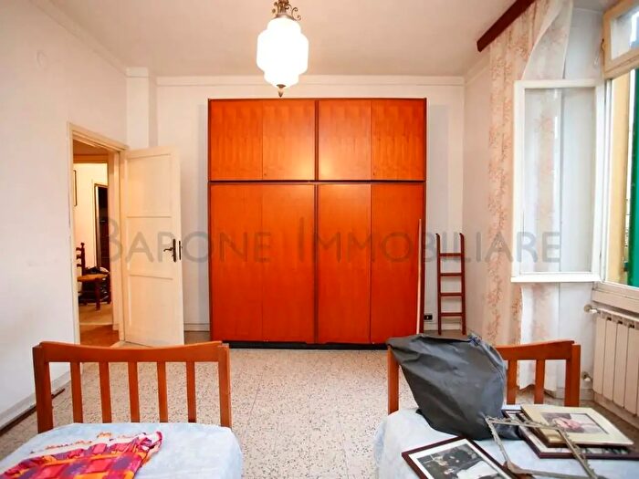 Appartamento quadrilocale in vendita in Via Turigliano, Carrara