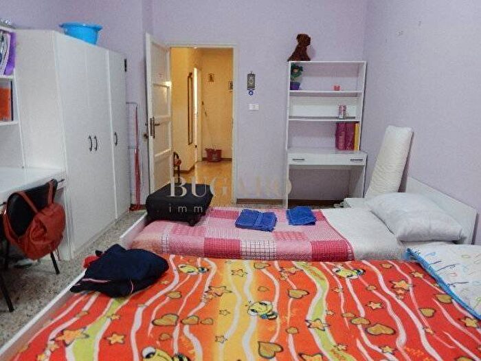 Appartamento trilocale in affitto in Cavour, Ancona