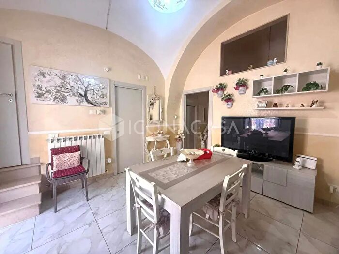 Casa con 7 locali in vendita in Via Felice Piccinino, Torremaggiore