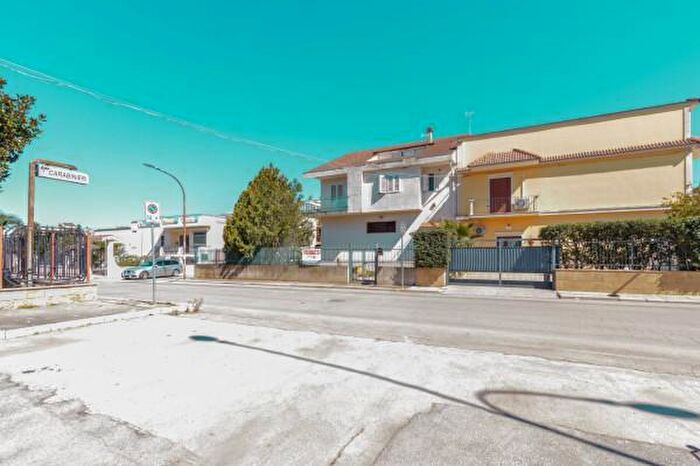 Casa trilocale in vendita in Via Palermo, Stornarella