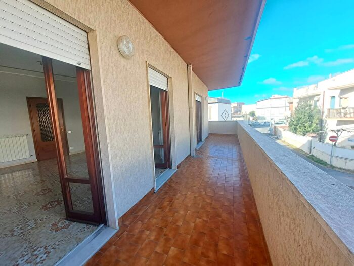 Appartamento trilocale in vendita in Via Andreina, Anzio