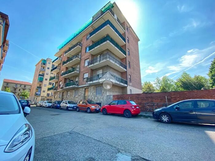 Appartamento bilocale in vendita in Via Lanzo, Torino