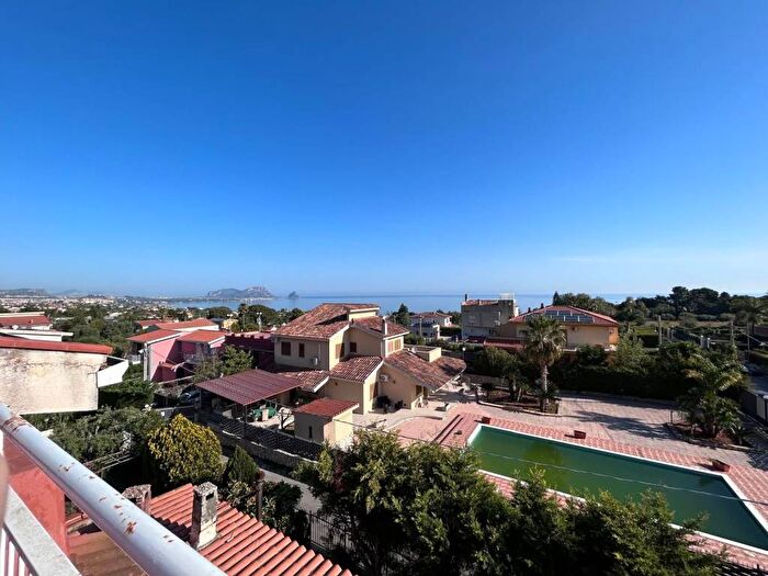 Casa con 6 locali in affitto in Strada Comunale Chiesazza Sperone, Torre Colonna Sperone, Altavilla Milicia