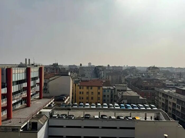 Appartamento trilocale in vendita in Piazza della Repubblica, Milano