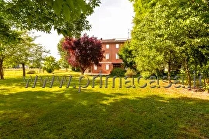 Casa con 10 locali in vendita in Via Asioli C, Correggio