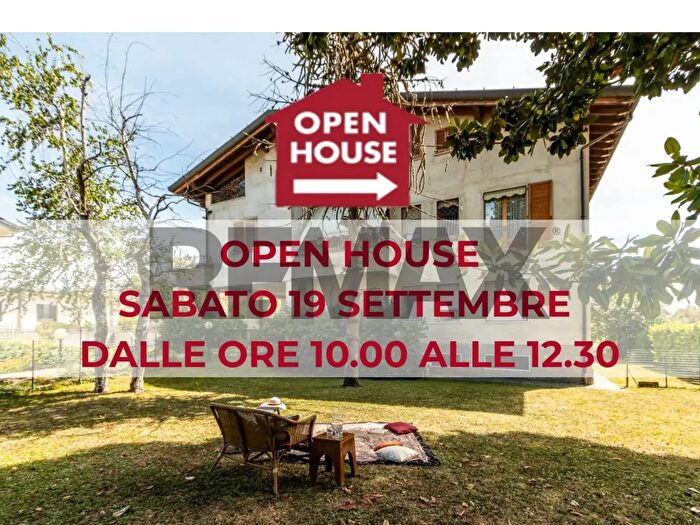 Appartamento quadrilocale in vendita in Via Tintoretto, Besana In Brianza