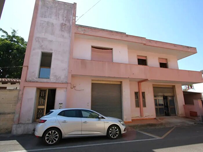 Casa con 5 locali in vendita in Via Andrea Costa, PresicceAcquarica
