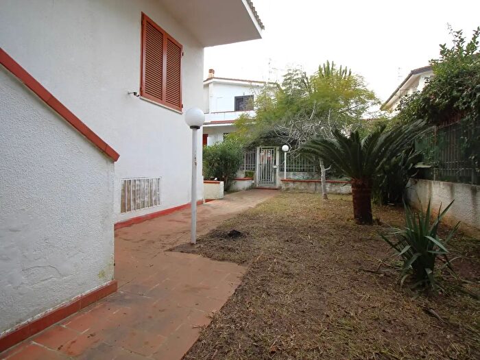 Casa con 5 locali in vendita in Via dei Marinai, Montauro