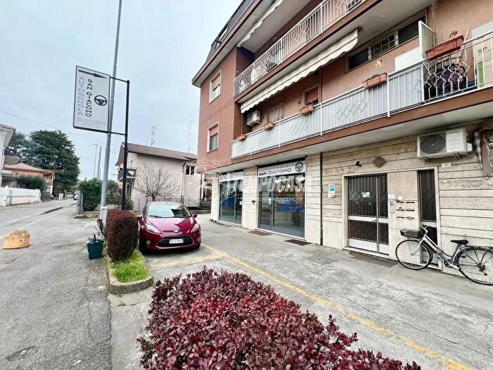 Appartamento trilocale in vendita in Viale Dieci Giornate, Ospitaletto