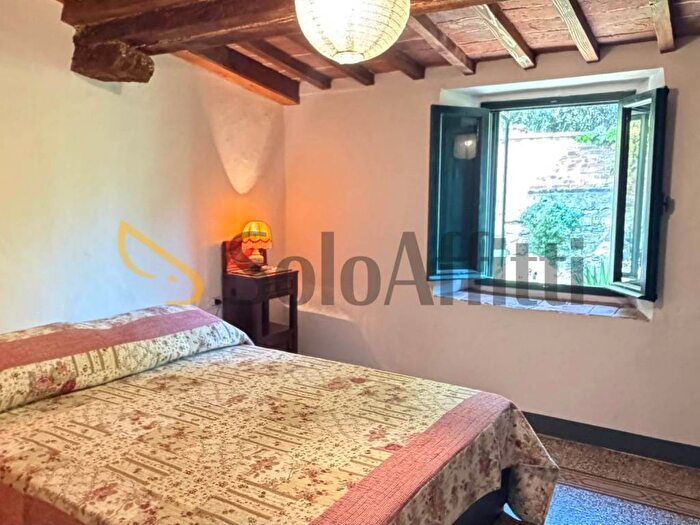 Casa quadrilocale in affitto in Via del Rossellino, Settignano, Firenze