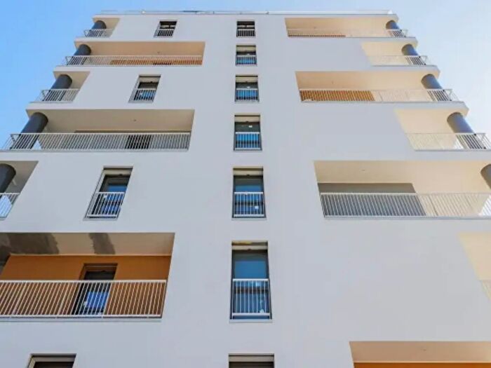 Appartamento trilocale in vendita in Via Gianfranco Malipiero, Milano